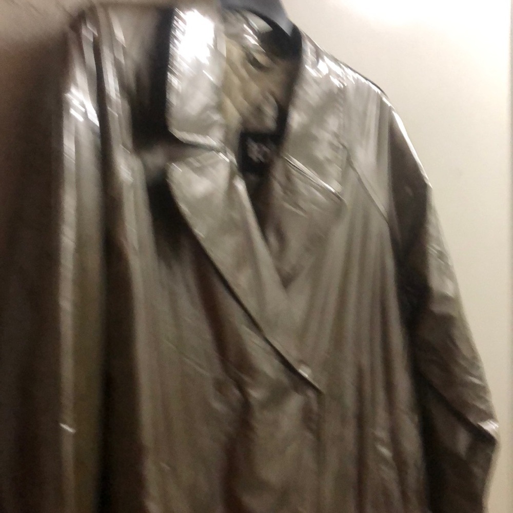 Tore Rain Coat. Large With Lining. Without Tag - image 1